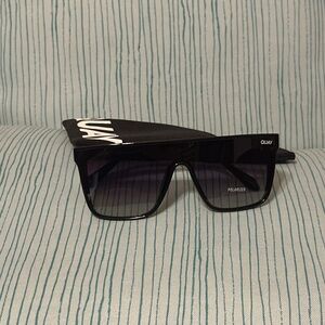 Quay Black Nightfall Sunglasses NWT